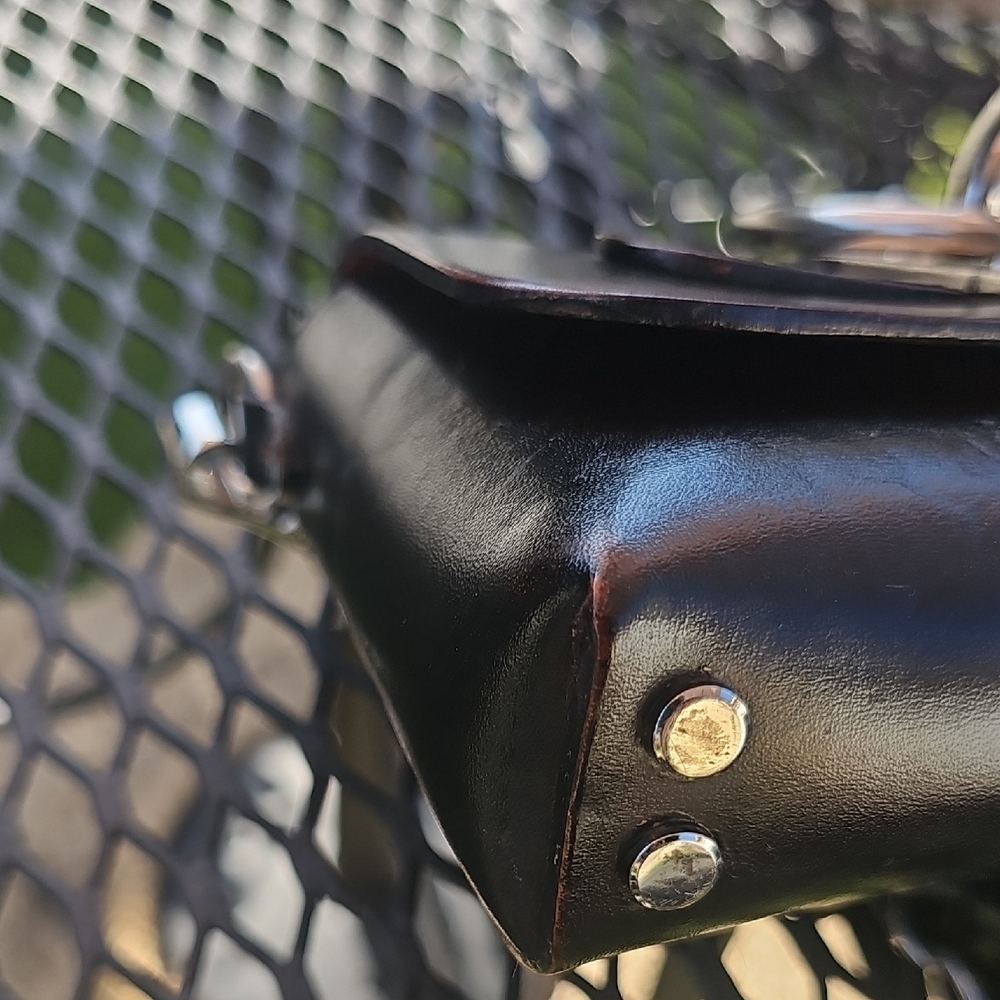 Zana Bayne Black Leather Crossbody Bag with Cuff Bracelet - Picture 9 of 12